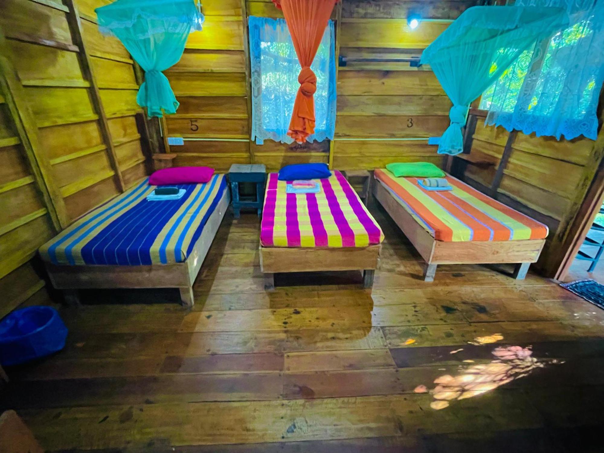 Sigiriya Rastha Hostel Eksteriør bilde