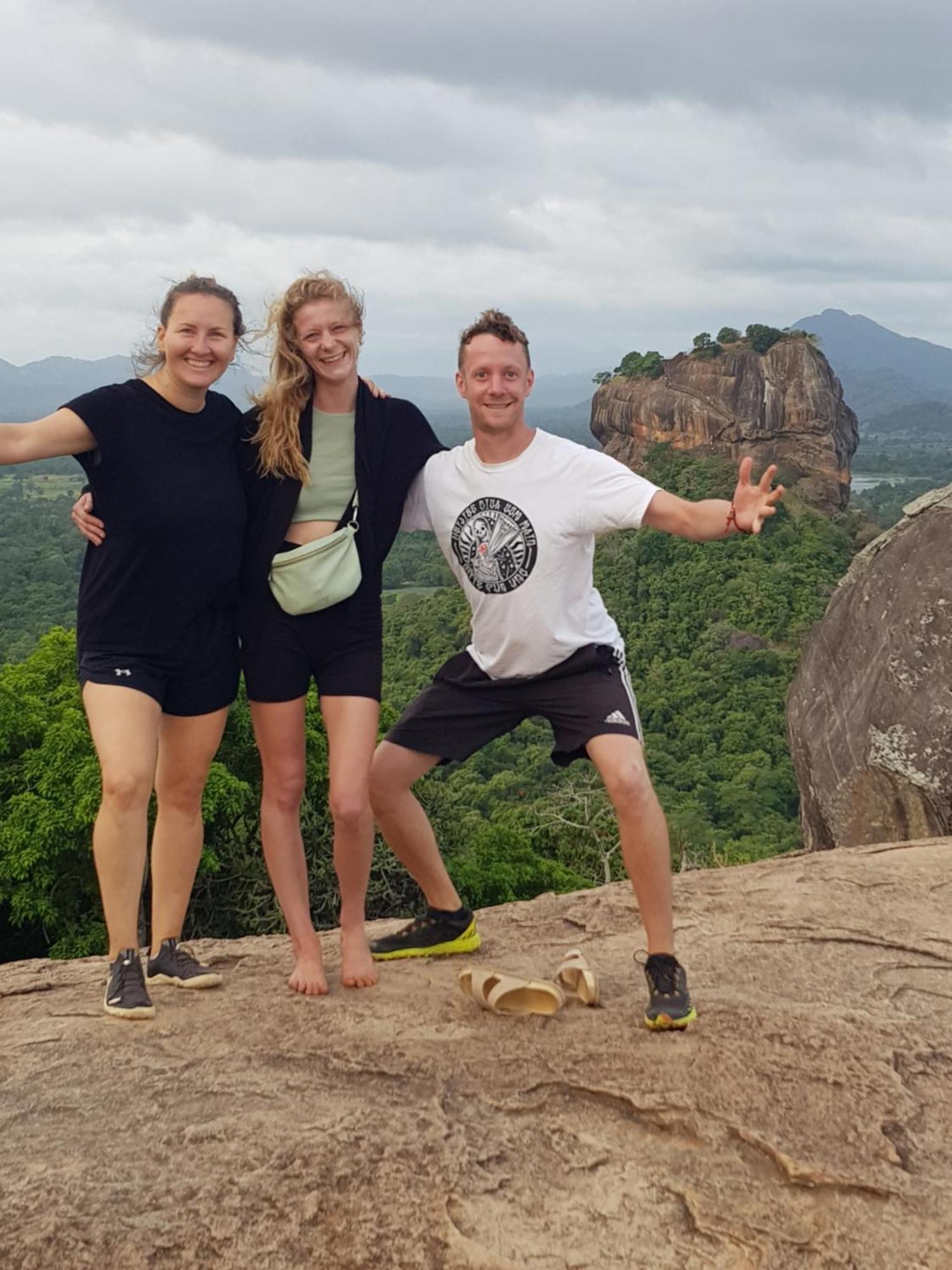 Sigiriya Rastha Hostel Eksteriør bilde